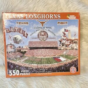 Texas Longhorns Darrell K Royal Stadium 2006 White Mountain Puzzle 550 Pieces